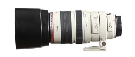 Canon MarkIII EF 100-400mm telephoto zoom lens