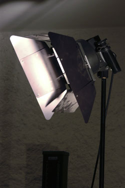 Lowel DP. Studio lighting photography